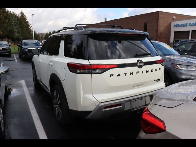 2024 Nissan Pathfinder Platinum