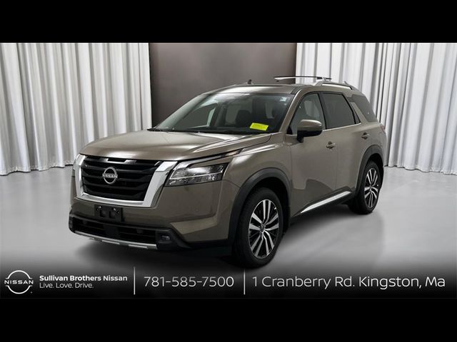 2024 Nissan Pathfinder Platinum