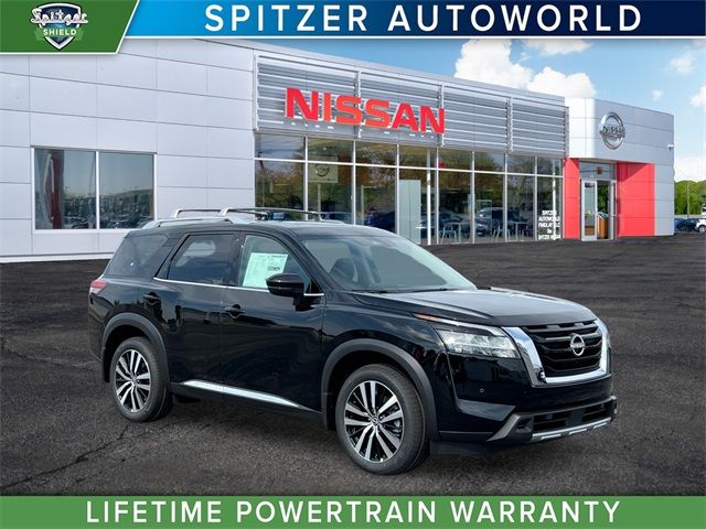 2024 Nissan Pathfinder Platinum