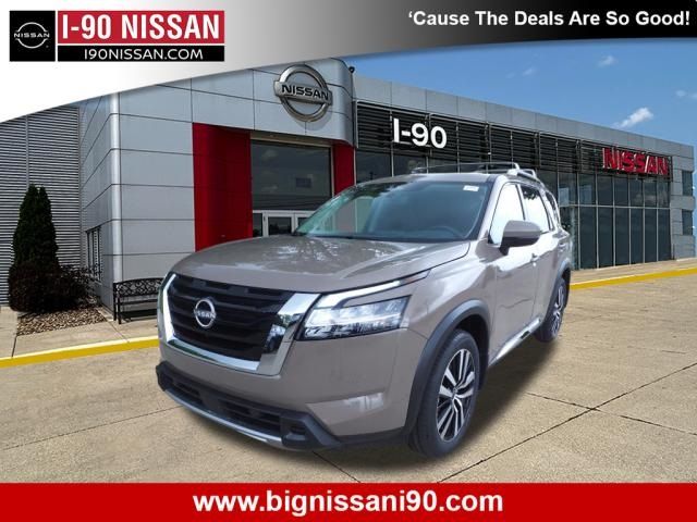 2024 Nissan Pathfinder Platinum