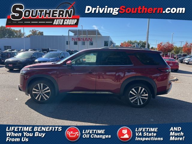 2024 Nissan Pathfinder Platinum