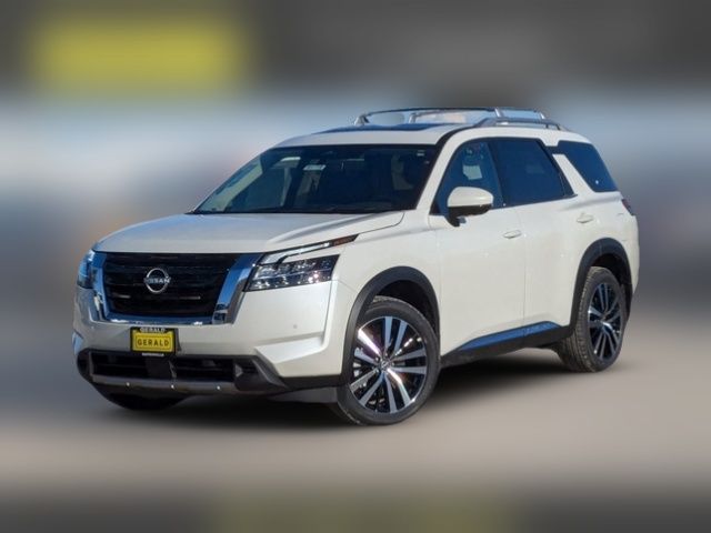 2024 Nissan Pathfinder Platinum