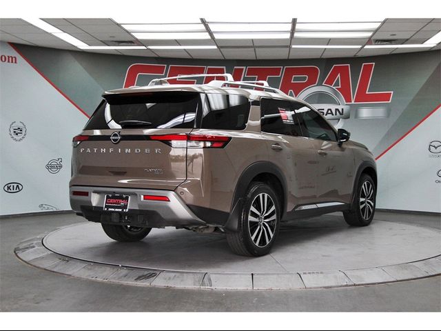 2024 Nissan Pathfinder Platinum