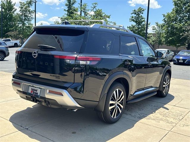 2024 Nissan Pathfinder Platinum