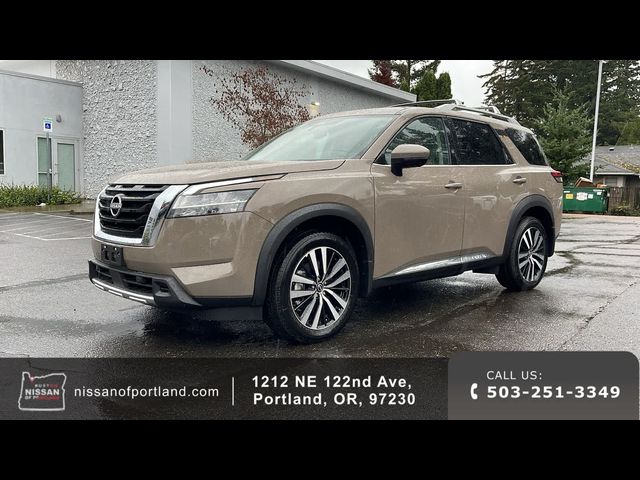 2024 Nissan Pathfinder Platinum