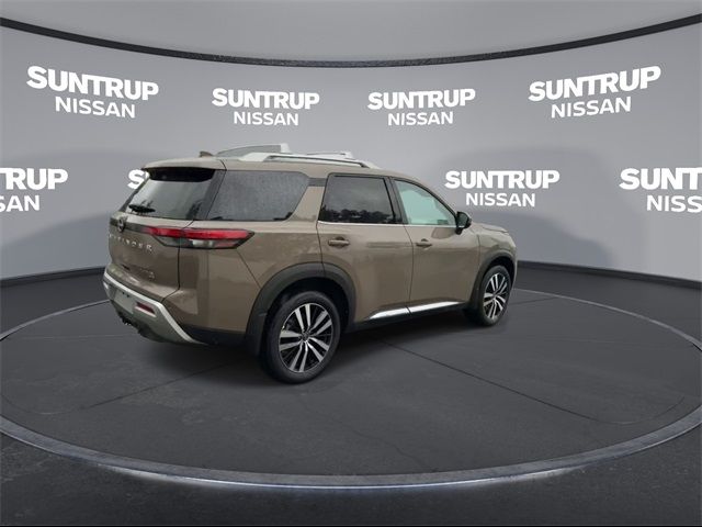 2024 Nissan Pathfinder Platinum