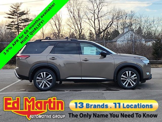 2024 Nissan Pathfinder Platinum