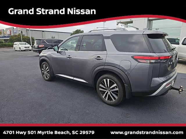 2024 Nissan Pathfinder Platinum