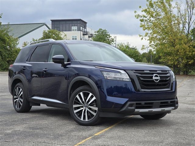 2024 Nissan Pathfinder Platinum