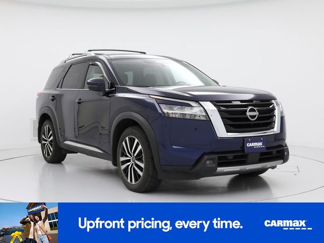 2024 Nissan Pathfinder Platinum