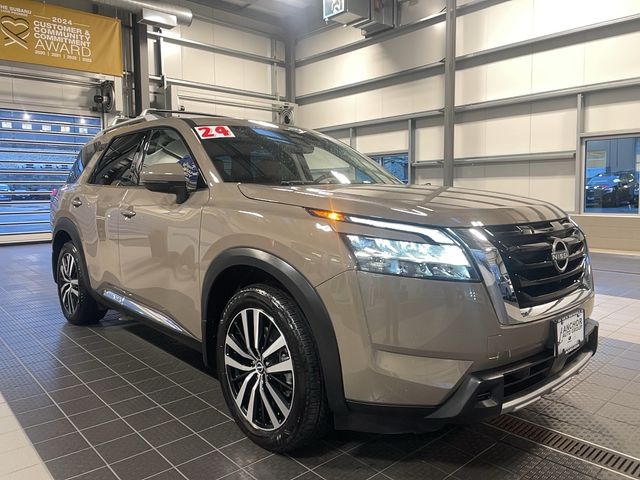 2024 Nissan Pathfinder Platinum