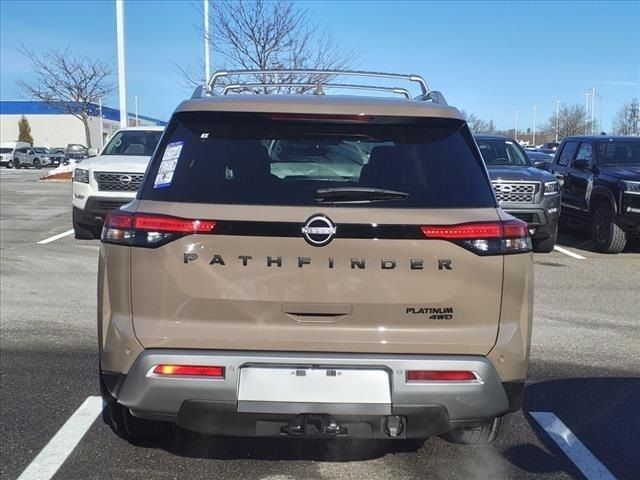 2024 Nissan Pathfinder Platinum