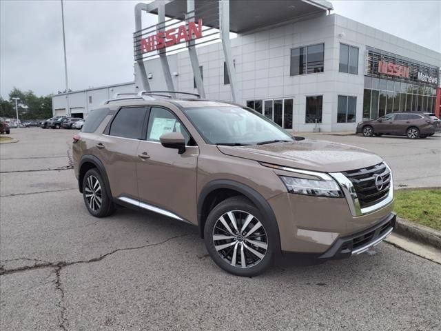 2024 Nissan Pathfinder Platinum