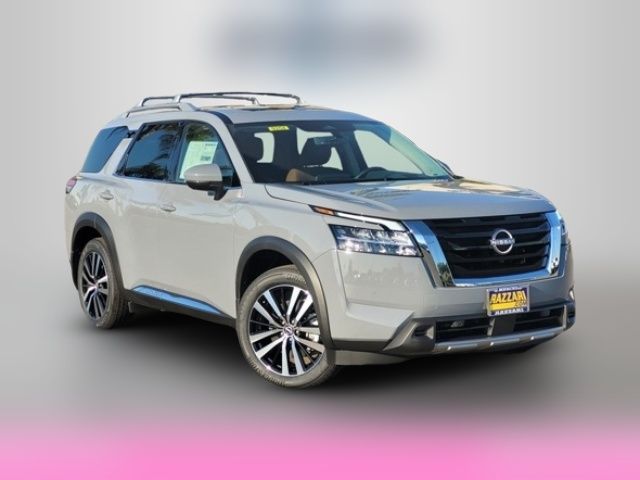 2024 Nissan Pathfinder Platinum