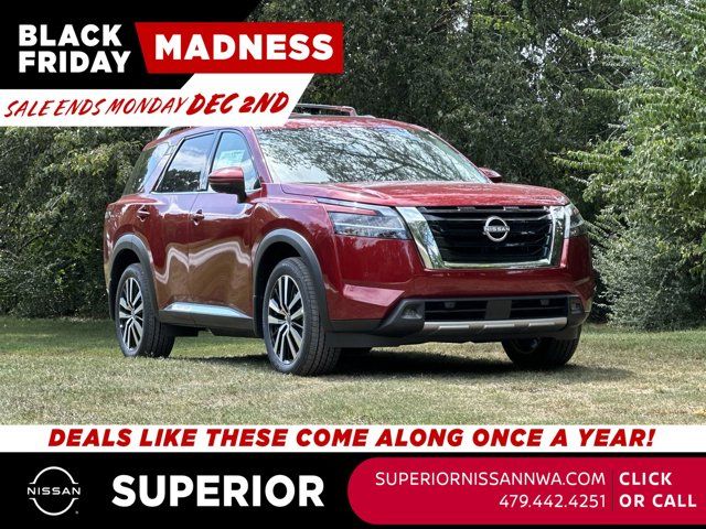 2024 Nissan Pathfinder Platinum