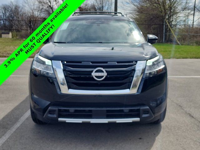 2024 Nissan Pathfinder Platinum