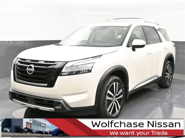 2024 Nissan Pathfinder Platinum