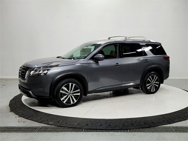 2024 Nissan Pathfinder Platinum