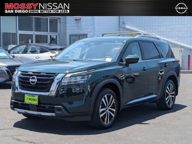 2024 Nissan Pathfinder Platinum