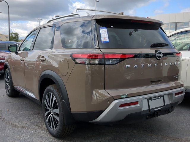 2024 Nissan Pathfinder Platinum