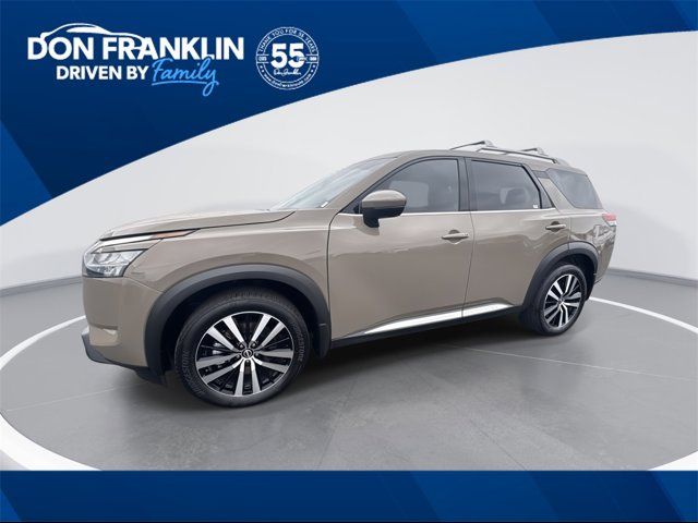 2024 Nissan Pathfinder Platinum