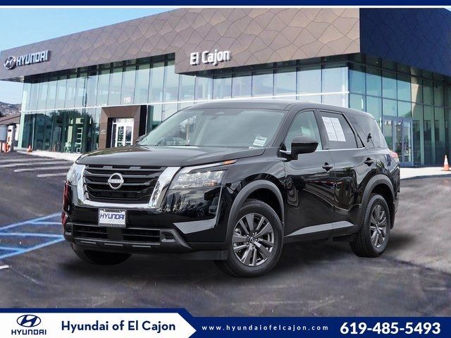 2024 Nissan Pathfinder S