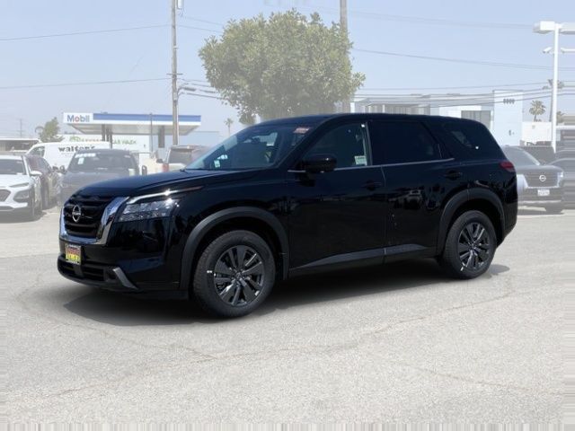 2024 Nissan Pathfinder S