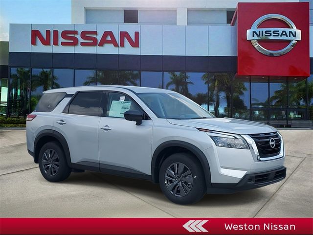 2024 Nissan Pathfinder S