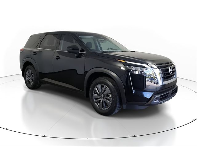 2024 Nissan Pathfinder S