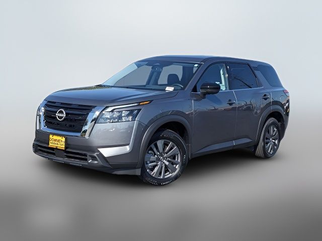 2024 Nissan Pathfinder S