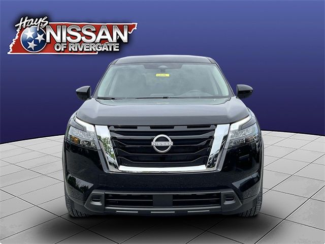 2024 Nissan Pathfinder S