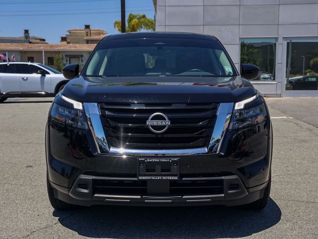 2024 Nissan Pathfinder S