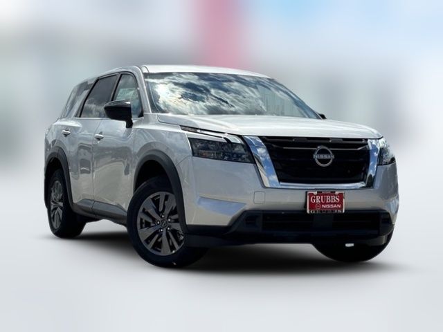 2024 Nissan Pathfinder S