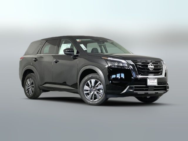 2024 Nissan Pathfinder S