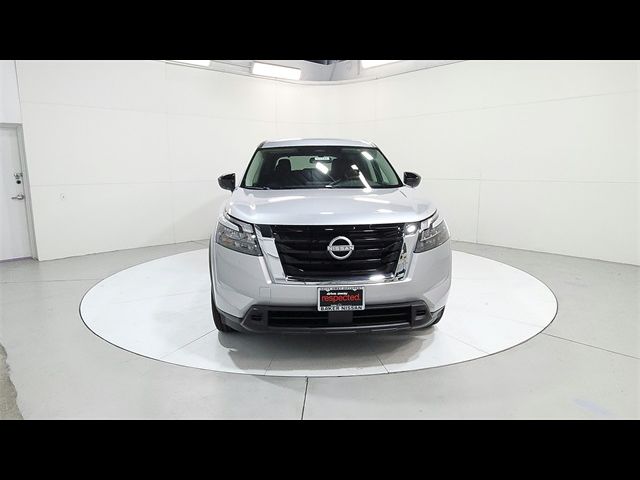 2024 Nissan Pathfinder S