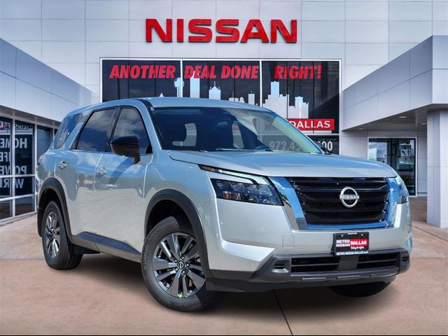 2024 Nissan Pathfinder S