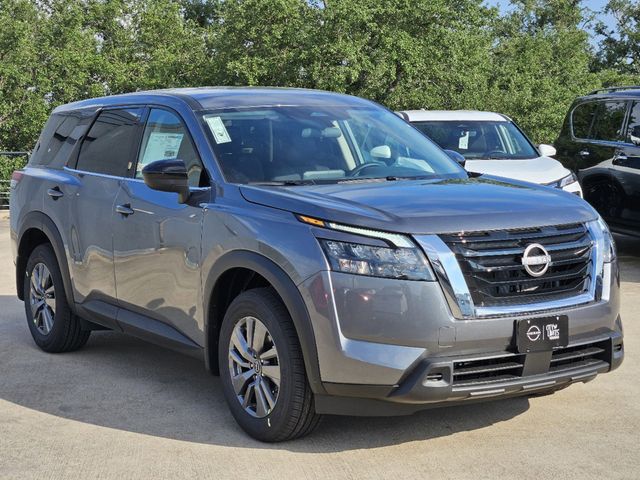 2024 Nissan Pathfinder S