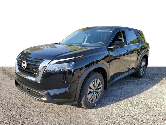 2024 Nissan Pathfinder S