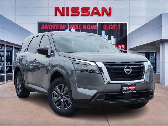 2024 Nissan Pathfinder S