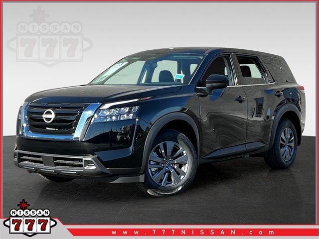 2024 Nissan Pathfinder S