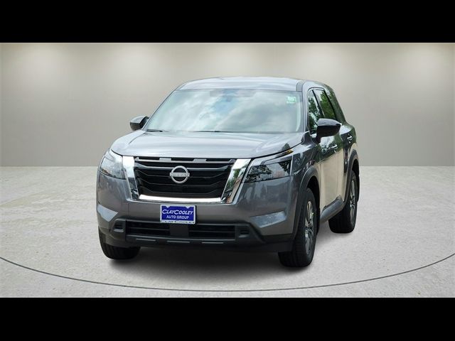 2024 Nissan Pathfinder S