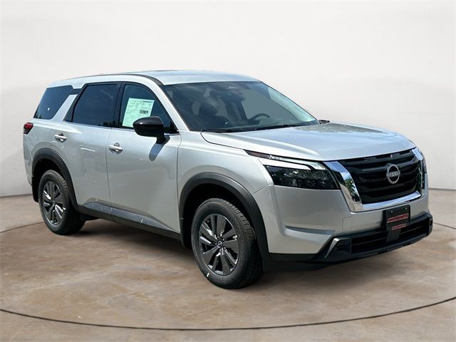 2024 Nissan Pathfinder S