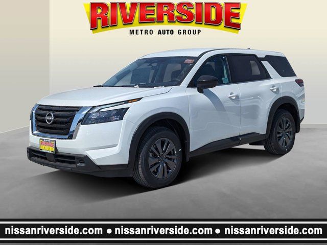 2024 Nissan Pathfinder S