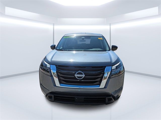 2024 Nissan Pathfinder S
