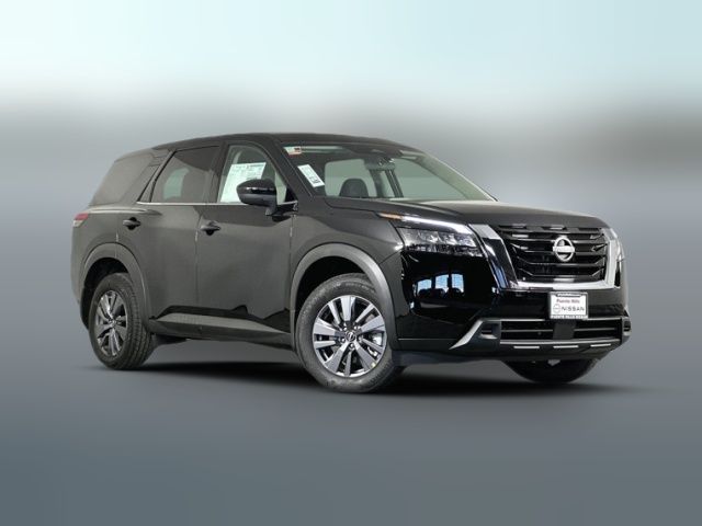 2024 Nissan Pathfinder S