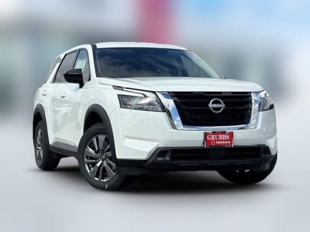 2024 Nissan Pathfinder S