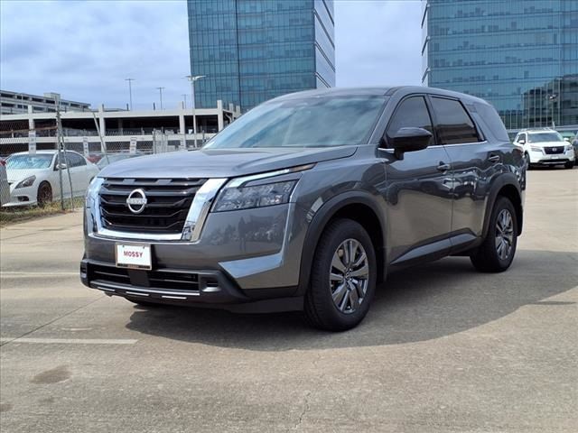 2024 Nissan Pathfinder S