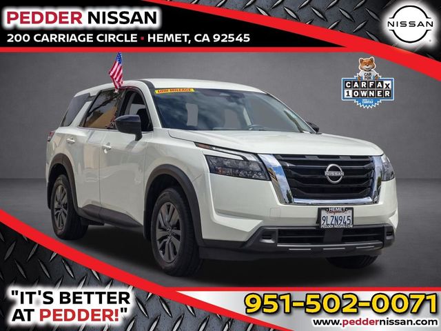2024 Nissan Pathfinder S