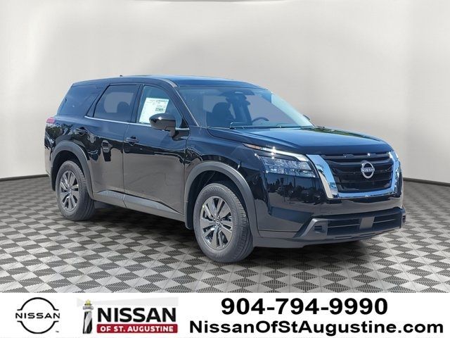 2024 Nissan Pathfinder S