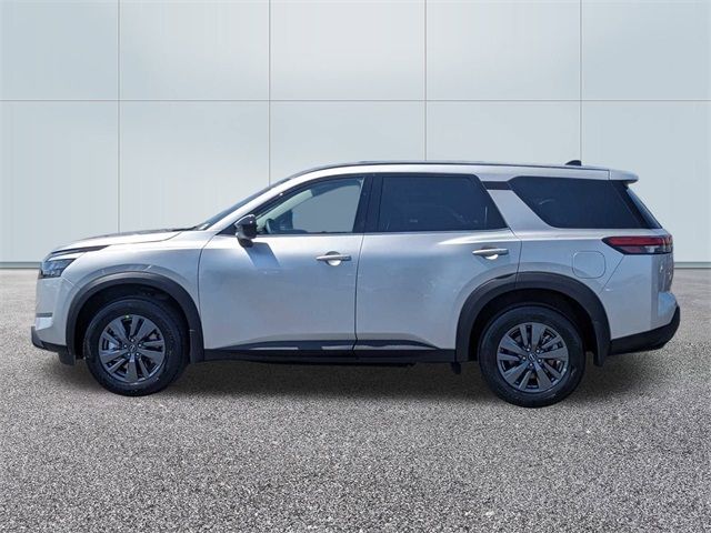 2024 Nissan Pathfinder S